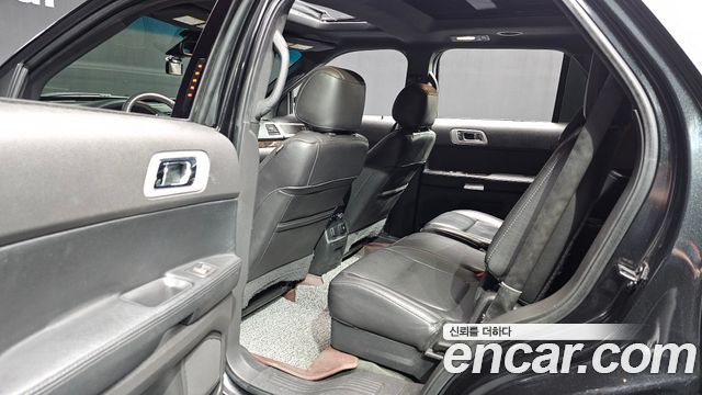 Ford Explorer 2014 — photo 12