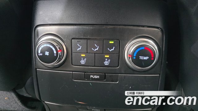 Hyundai Veracruz 2012 — photo 18
