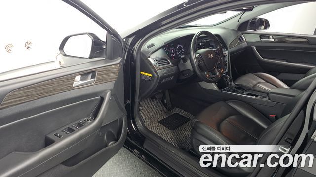 Hyundai Sonata 2015 — photo 13