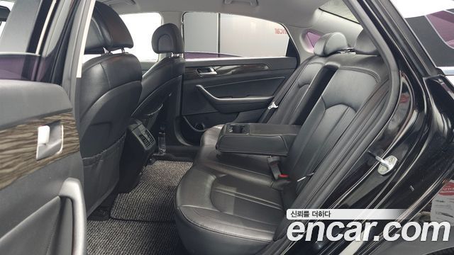 Hyundai Sonata 2015 — photo 17