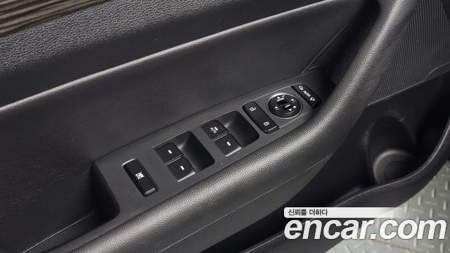 Hyundai Sonata 2015 — photo 24