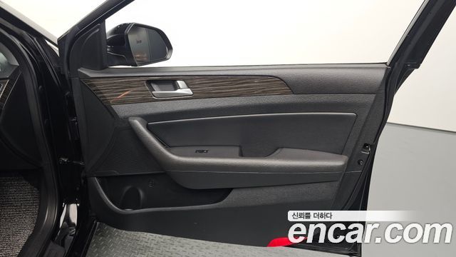 Hyundai Sonata 2015 — photo 14