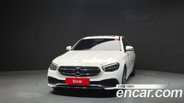 Mercedes-Benz E-Class 2021 — photo 3