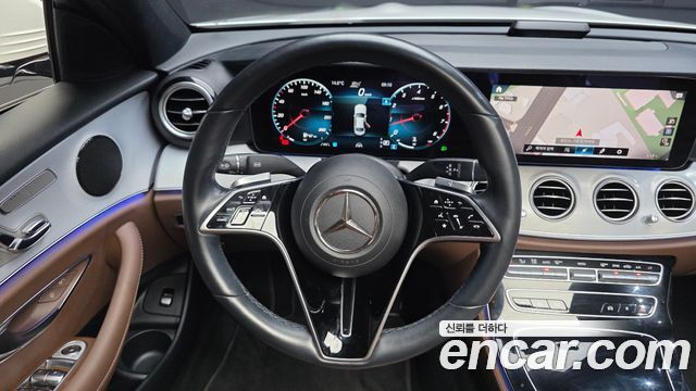 Mercedes-Benz E-Class 2021 — photo 20