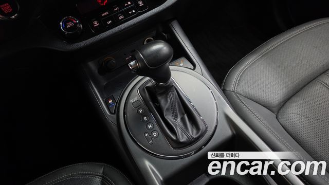 Kia Sportage 2011 — photo 9