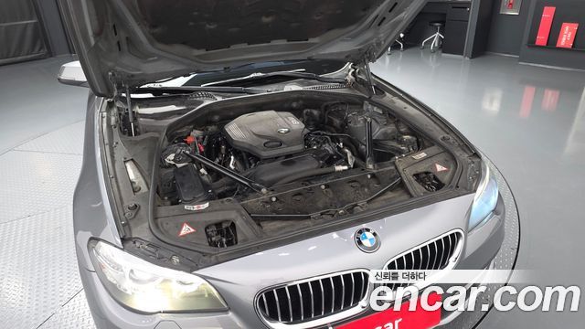 BMW 5-Series 2015 — photo 6