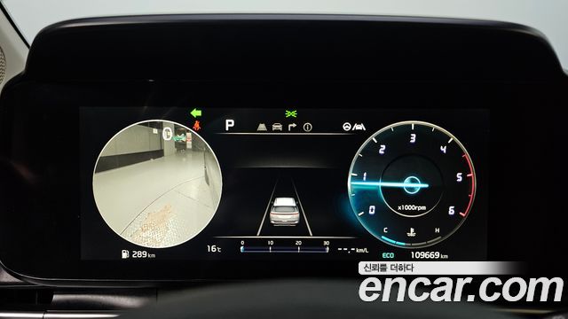 Kia Canival 2022 — photo 11