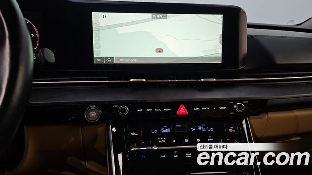 Kia Canival 2022 — photo 19