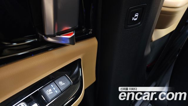 Kia Canival 2022 — photo 30