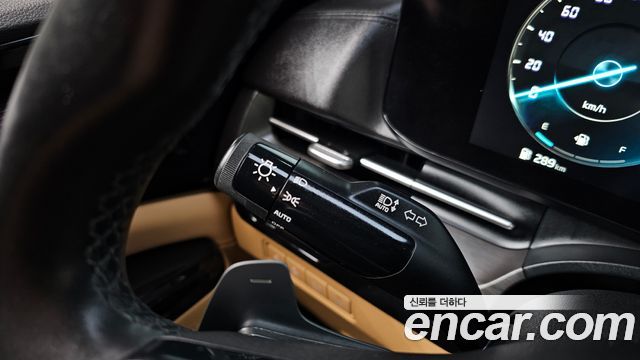 Kia Canival 2022 — photo 35