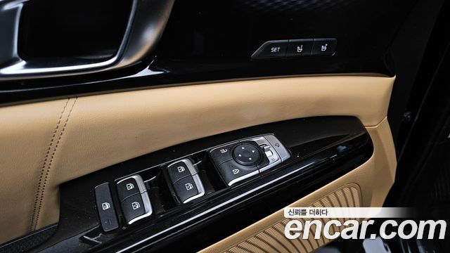 Kia Canival 2022 — photo 36