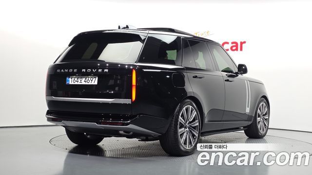 Land Rover Range Rover 2026 — photo 2