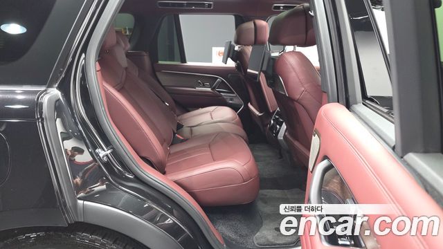 Land Rover Range Rover 2026 — photo 12