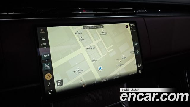 Land Rover Range Rover 2026 — photo 15