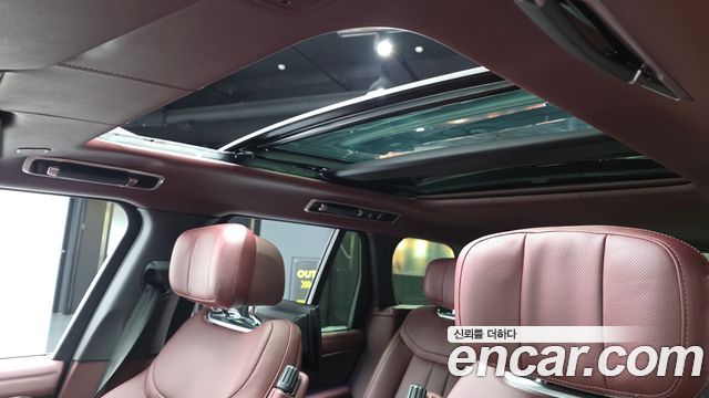 Land Rover Range Rover 2026 — photo 19