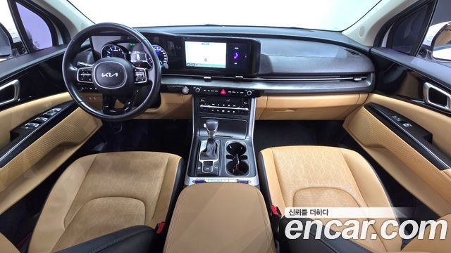 Kia Canival 2023 — photo 7