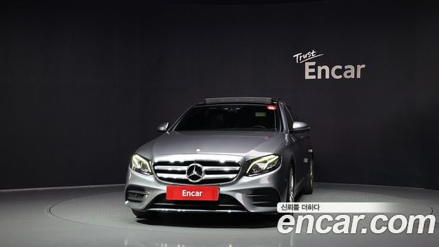 Mercedes-Benz E-Class 2017 — photo 3