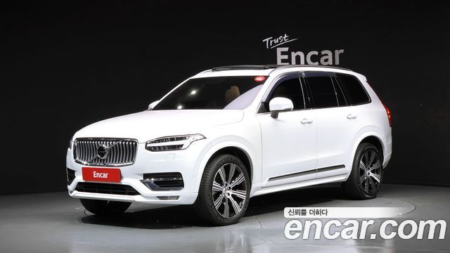 Volvo XC90 2021 — photo 1