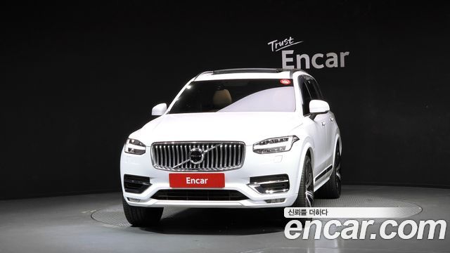 Volvo XC90 2021 — photo 3