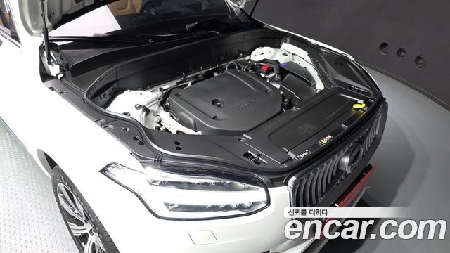 Volvo XC90 2021 — photo 6