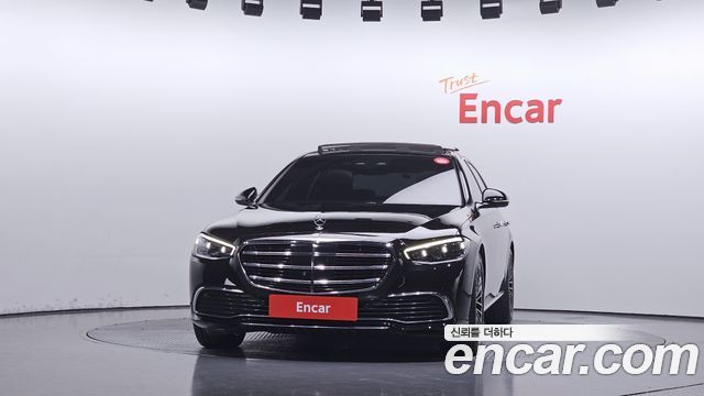 Mercedes-Benz S-Class 2022 — photo 3