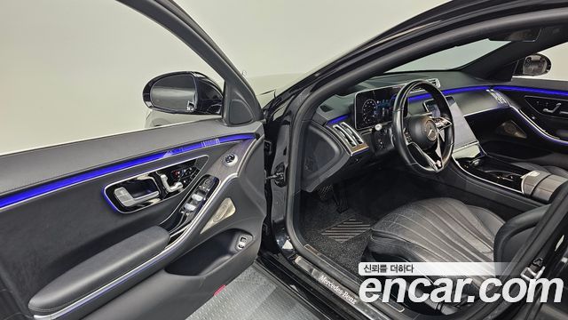 Mercedes-Benz S-Class 2022 — photo 10