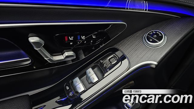 Mercedes-Benz S-Class 2022 — photo 13