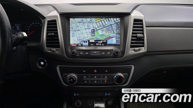 KG Mobility Rexton 2019 — photo 20