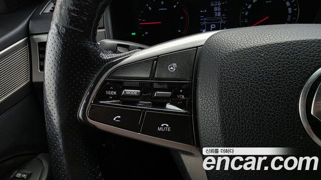 KG Mobility Rexton 2019 — photo 27