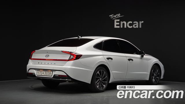 Hyundai Sonata 2022 — photo 2