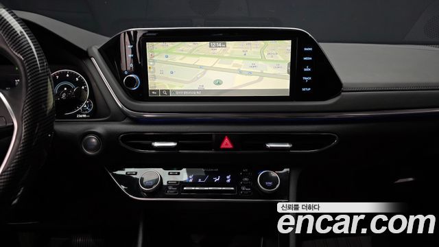 Hyundai Sonata 2022 — photo 14