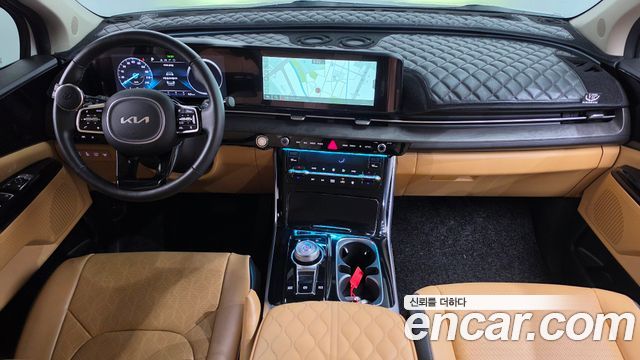 Kia Canival 2023 — photo 10
