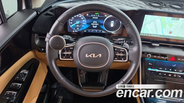 Kia Canival 2023 — photo 19
