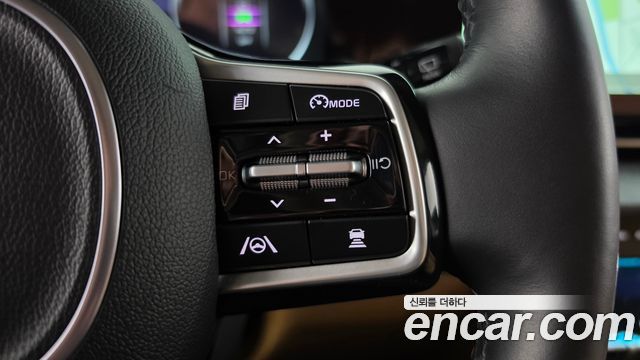 Kia Canival 2023 — photo 22