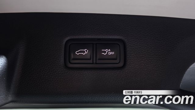 Kia Canival 2023 — photo 24