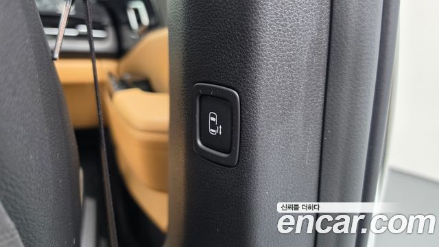 Kia Canival 2023 — photo 31