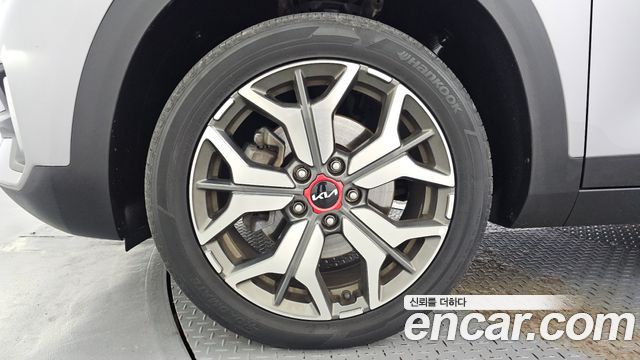 Kia Seltos 2023 — photo 5