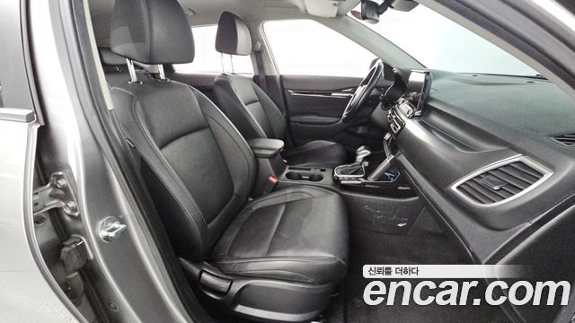 Kia Seltos 2023 — photo 11