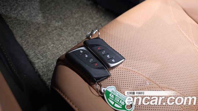 Lexus ES 2025 — photo 22