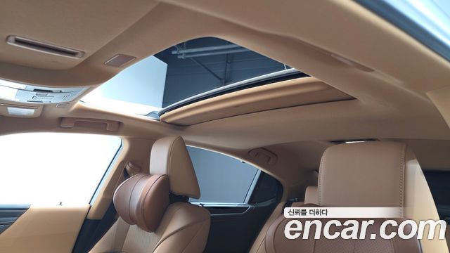 Lexus ES 2025 — photo 24