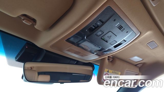 Lexus ES 2025 — photo 28