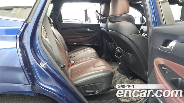 Hyundai Santafe 2019 — photo 12