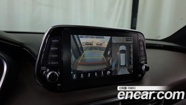 Hyundai Santafe 2019 — photo 15