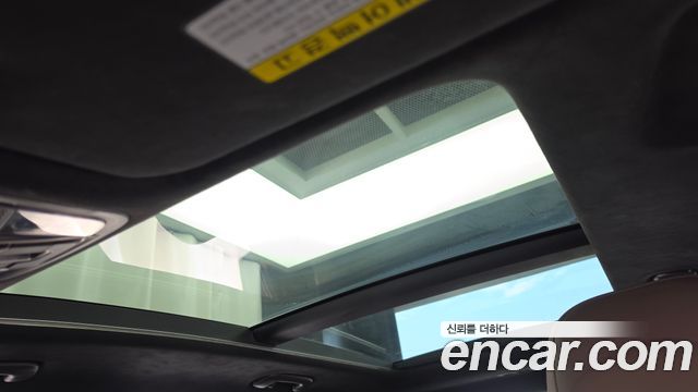 Hyundai Santafe 2019 — photo 18