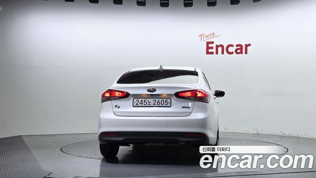 Kia K3 2016 — photo 4