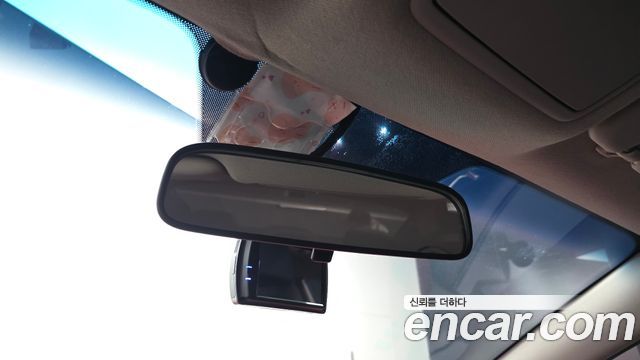 Kia K3 2016 — photo 25