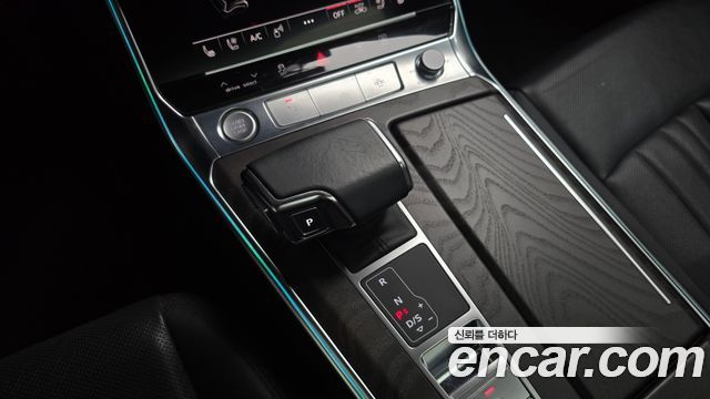 Audi A6 2020 — photo 12