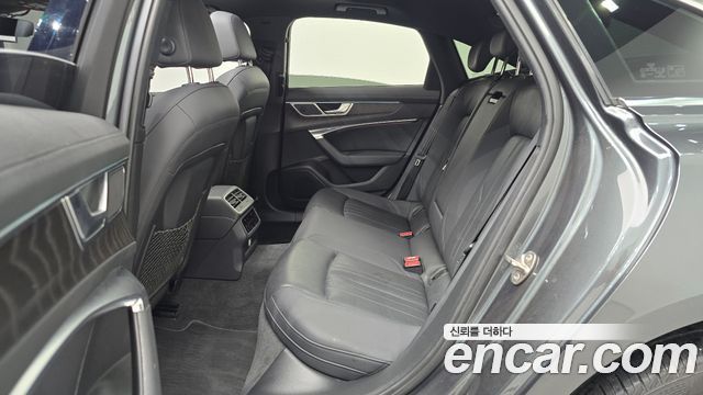 Audi A6 2020 — photo 18