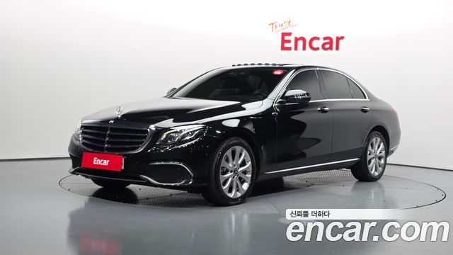 Mercedes-Benz E-Class 2018 — photo 1