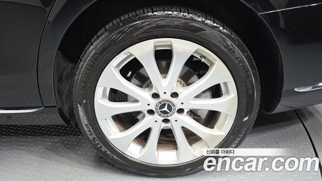 Mercedes-Benz E-Class 2018 — photo 7